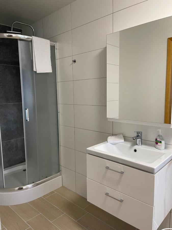 Helgrindur Guesthouse Грундарфьордур Екстериор снимка